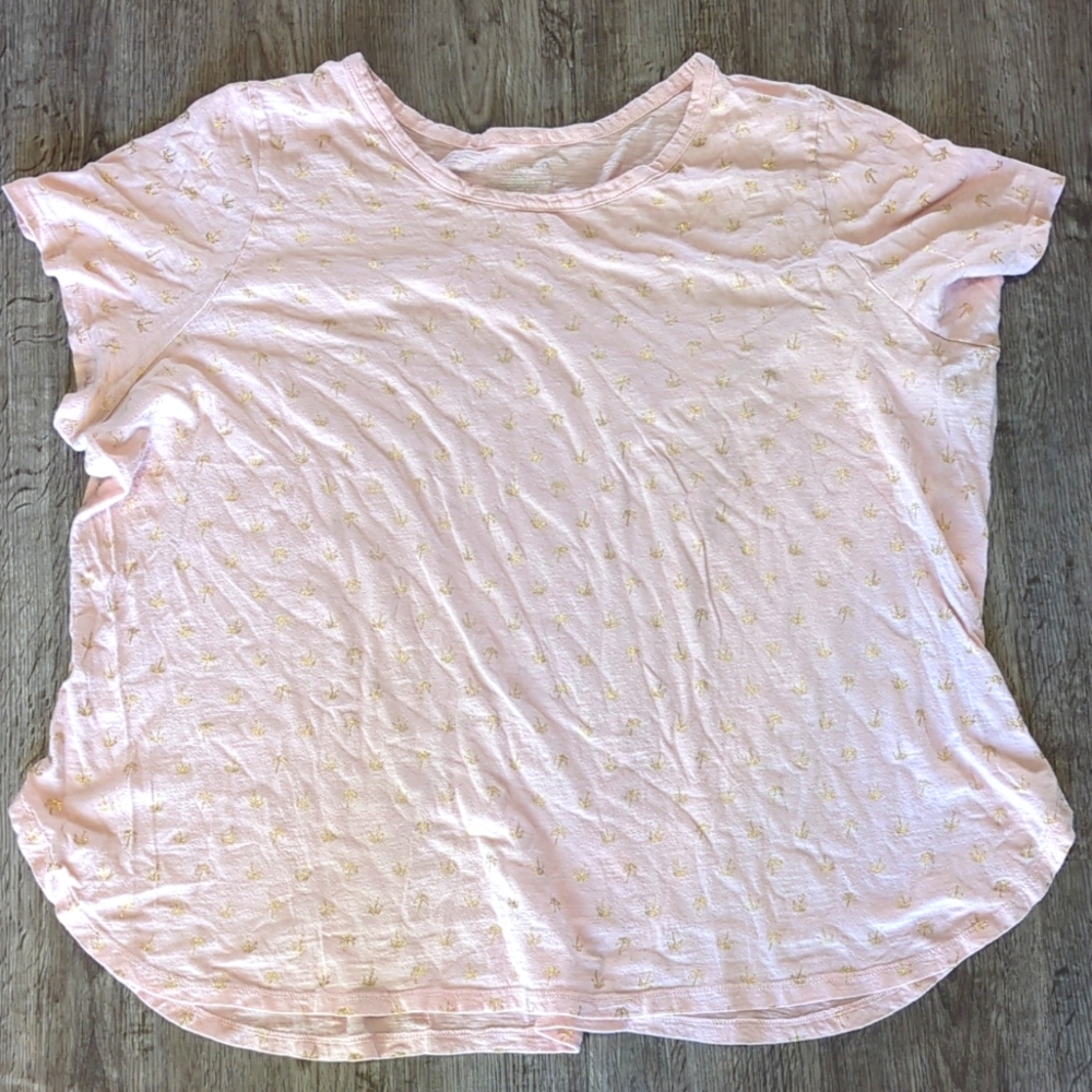 Lane Bryant Baby Pink Tee with Gold Palm Tree Pattern - Size 22/24